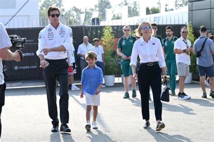 toto & jack wolff Toto wolff, Formula one, Formula 1